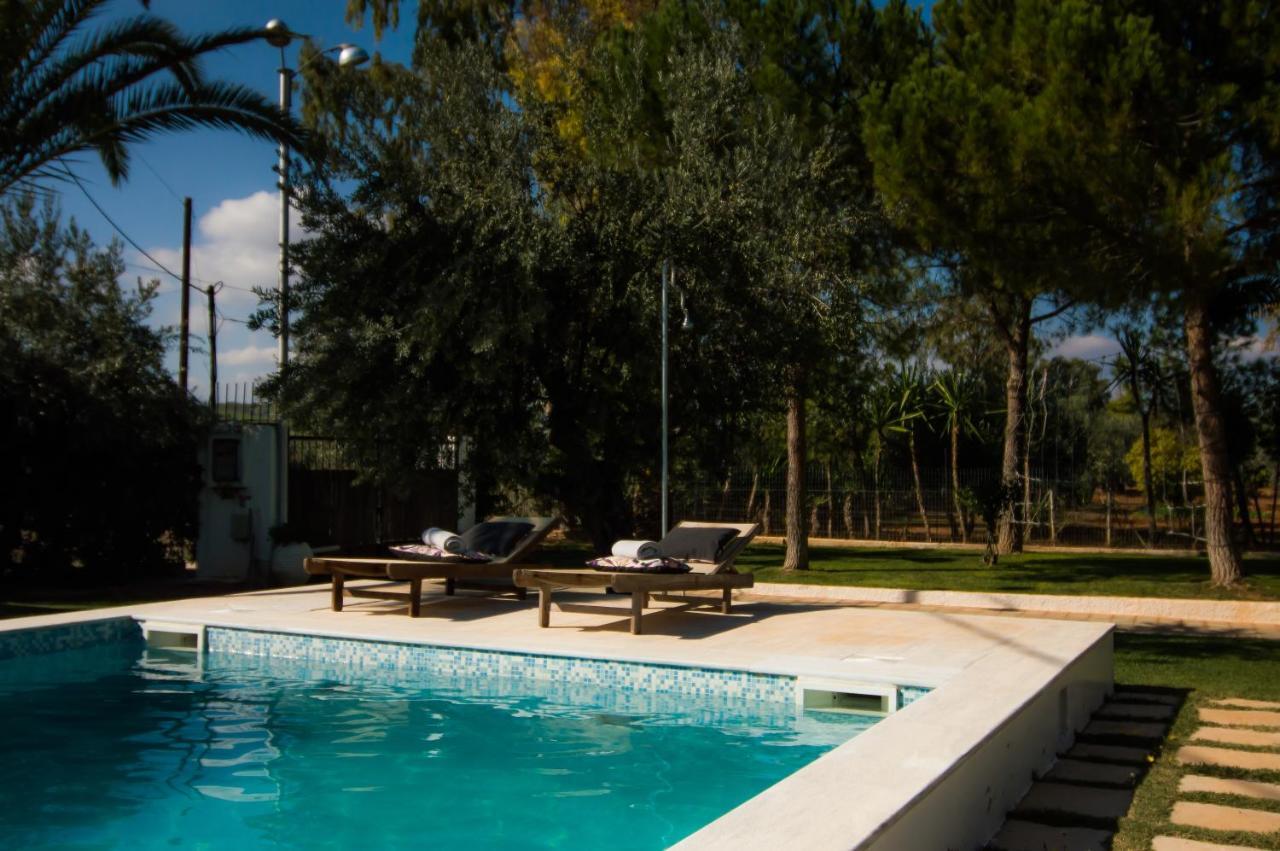 Country Villa Peloponnese With Tennis Court And Pool Zevgolateion Exterior photo